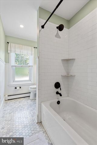 1129 QUEEN ST, Pottstown, PA 19464