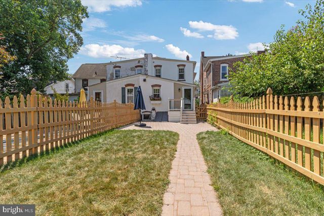 1129 QUEEN ST, Pottstown, PA 19464