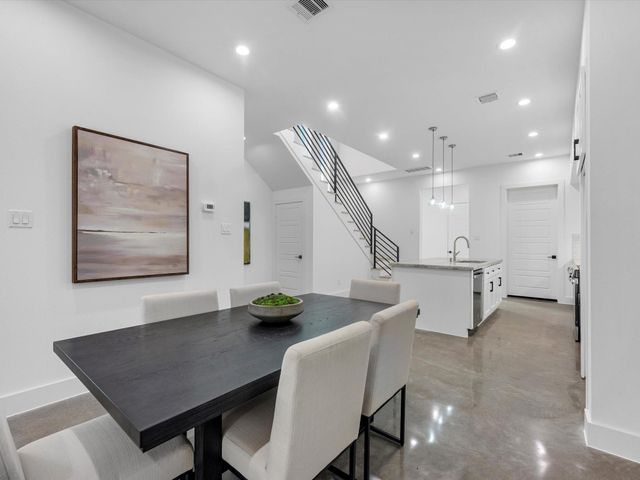 3411 Mcgowen Street, Houston, TX 77004