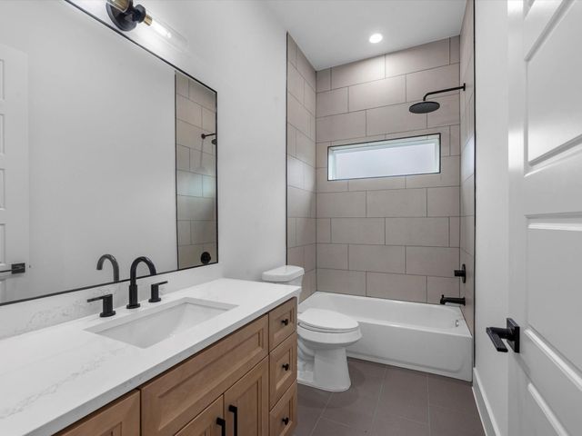 3411 Mcgowen Street, Houston, TX 77004