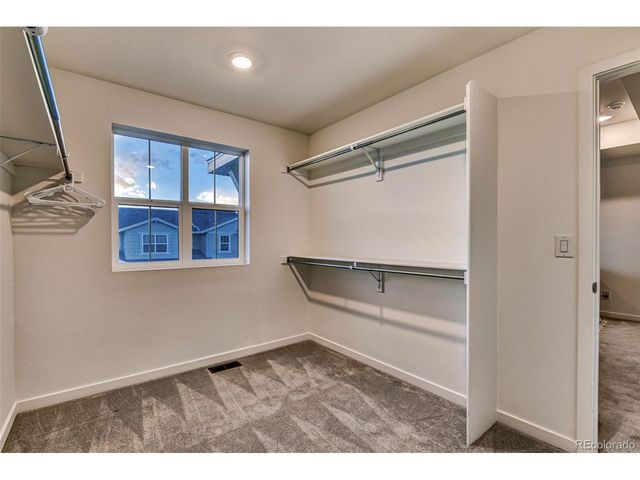 9048 Bondcliff Ln, Parker, CO 80134