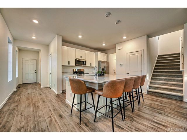 9048 Bondcliff Ln, Parker, CO 80134