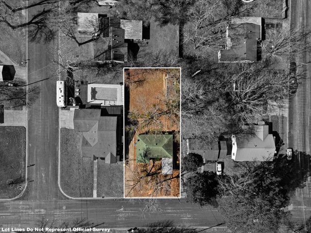 3211 Broadway, Kilgore, TX 75662