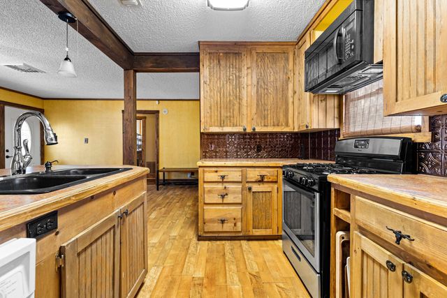 3211 Broadway, Kilgore, TX 75662