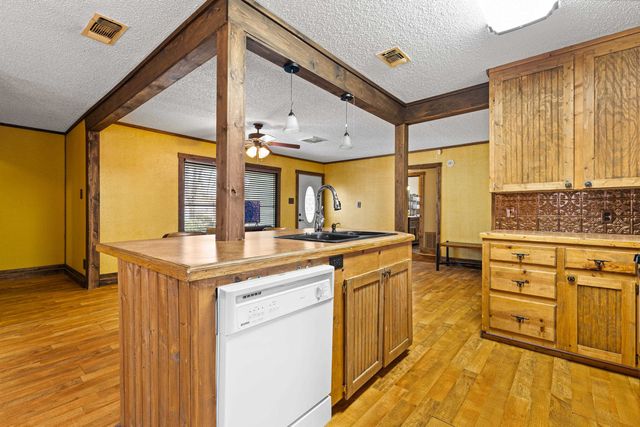 3211 Broadway, Kilgore, TX 75662