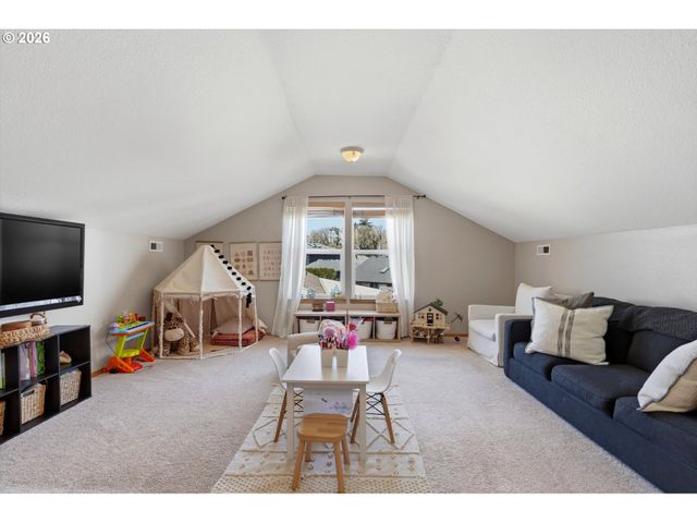 11466 BRANDOW St, Oregon City, OR 97045