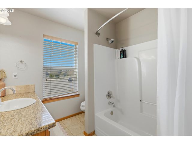 11466 BRANDOW St, Oregon City, OR 97045