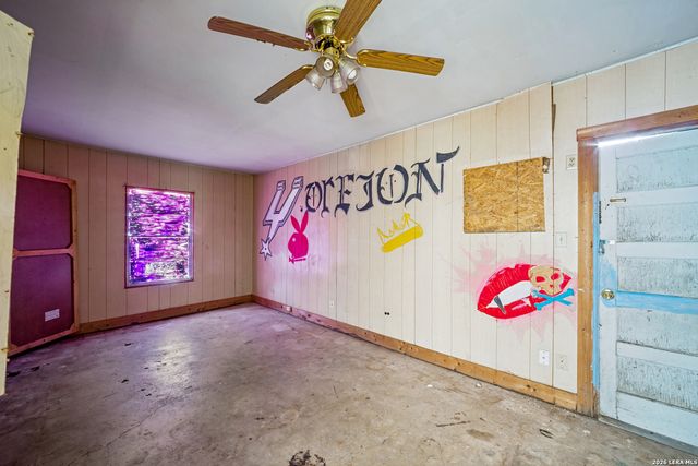 5427 SANTA CRUZ ST, San Antonio, TX 78228