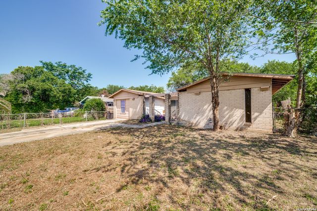 5427 SANTA CRUZ ST, San Antonio, TX 78228