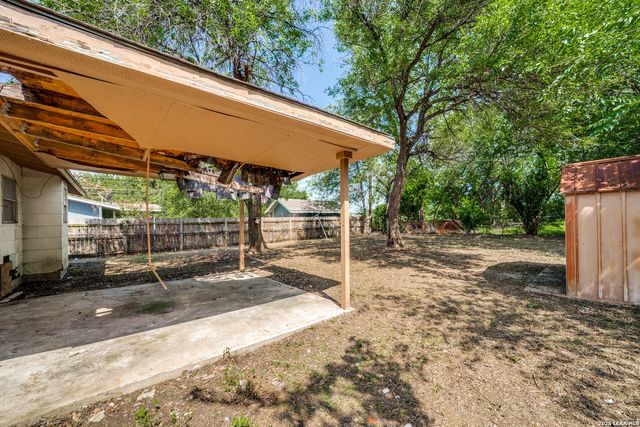 5427 SANTA CRUZ ST, San Antonio, TX 78228