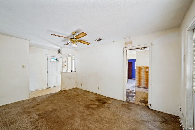 5427 SANTA CRUZ ST, San Antonio, TX 78228