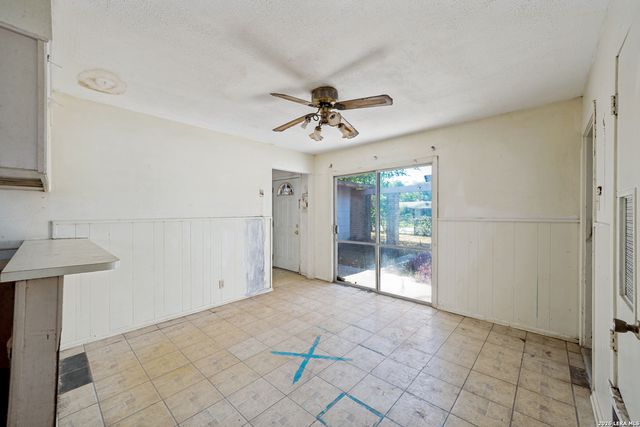5427 SANTA CRUZ ST, San Antonio, TX 78228