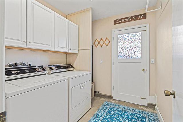 1859 Elmwood Ln, Manteca, CA 95336