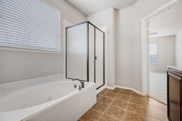 410 Hayes Street, Lavon, TX 75166