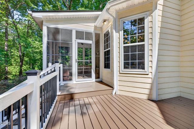 2536 Maxton Crest Drive, Apex, NC 27539