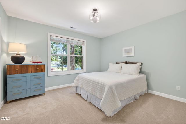 2536 Maxton Crest Drive, Apex, NC 27539