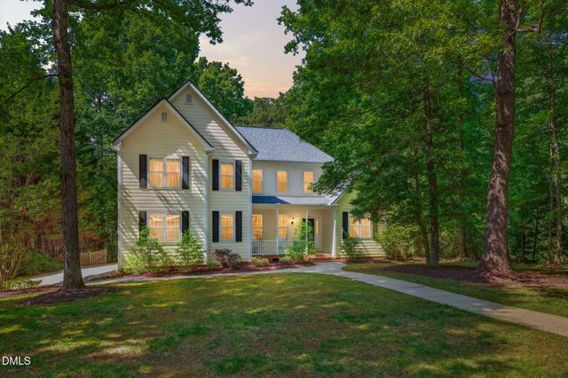 2536 Maxton Crest Drive, Apex, NC 27539