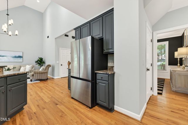 2536 Maxton Crest Drive, Apex, NC 27539