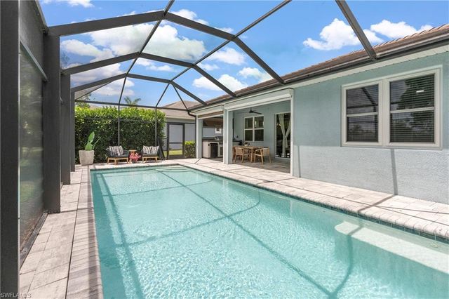 14837 Windward LN, Naples, FL 34114