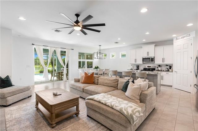 14837 Windward LN, Naples, FL 34114