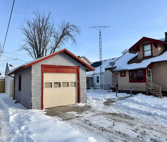 4203 Berwick Avenue, Toledo, OH 43612