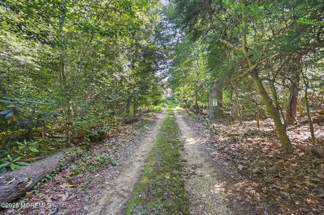 100 Route 33, Freehold, NJ 07728