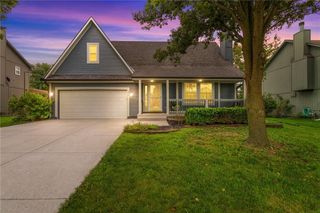 433 W Bluebird Street, Gardner, KS 66030