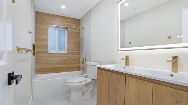 9661 NW 44th Court, Sunrise, FL 33351