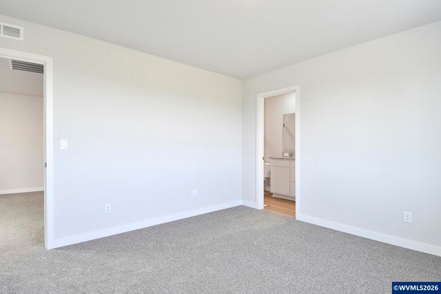 1139 Parkside Av, Woodburn, OR 97071