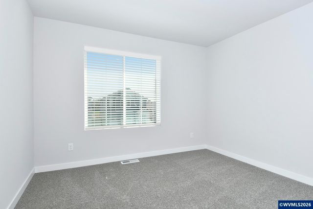 1139 Parkside Av, Woodburn, OR 97071