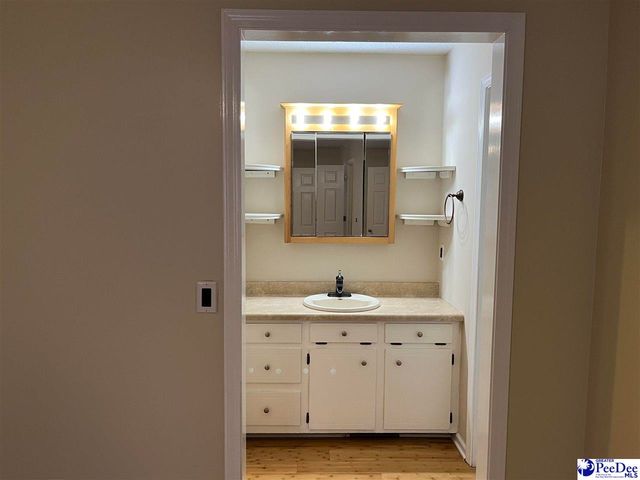 698 Florida Drive, Florence, SC 29501