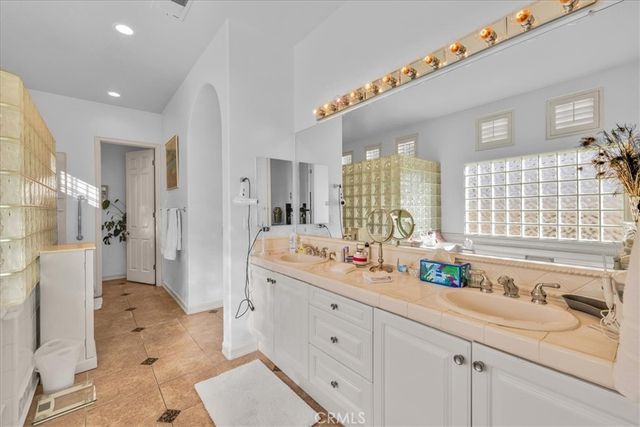 4 Oakmont Drive, Rancho Mirage, CA 92270