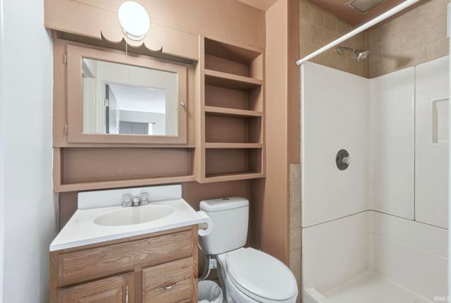 211 S Elm Street, Columbia City, IN 46725