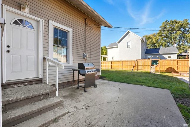 211 S Elm Street, Columbia City, IN 46725