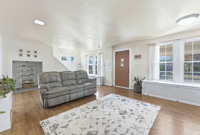 211 S Elm Street, Columbia City, IN 46725