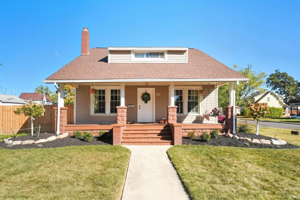 211 S Elm Street, Columbia City, IN 46725