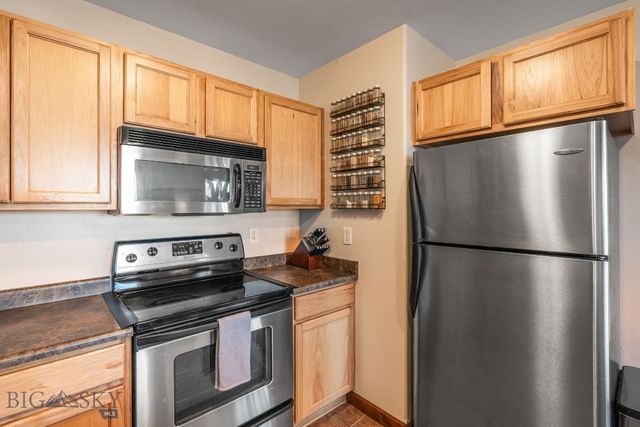 1008 Cruiser Lane C, Belgrade, MT 59714