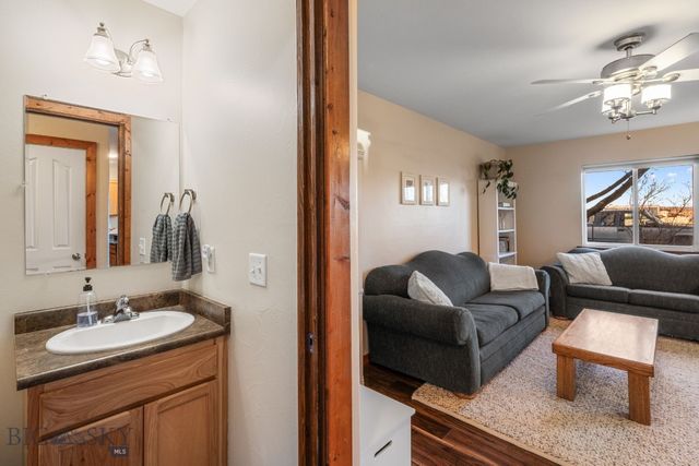 1008 Cruiser Lane C, Belgrade, MT 59714