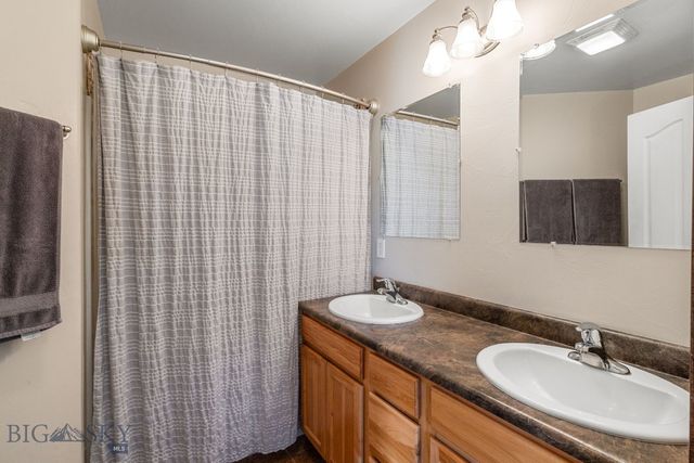 1008 Cruiser Lane C, Belgrade, MT 59714