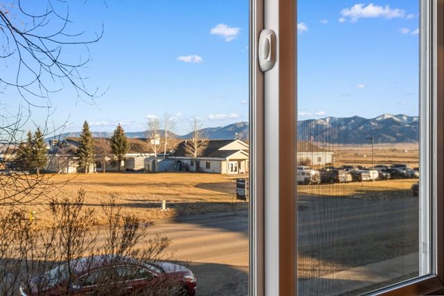 1008 Cruiser Lane C, Belgrade, MT 59714