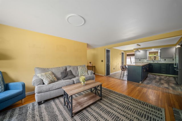130 Tolend Road, Barrington, NH 03825