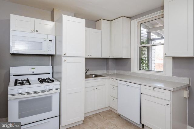 3321 ELM AVE, Baltimore, MD 21211