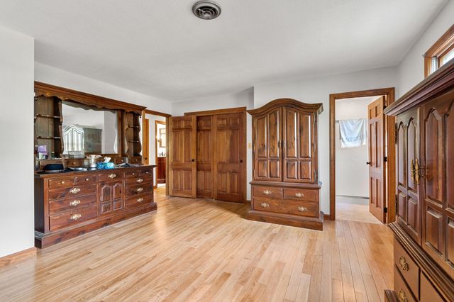 34 Sharon Road, Windham, NH 03087