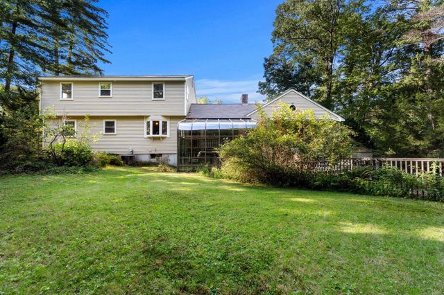 34 Sharon Road, Windham, NH 03087