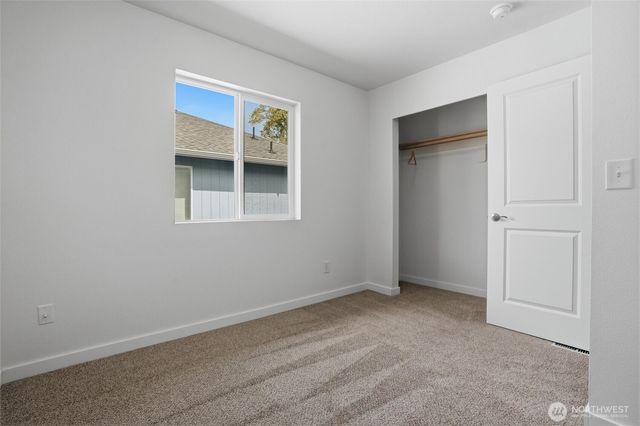 5655 Gateway Lane NW, Bremerton, WA 98311
