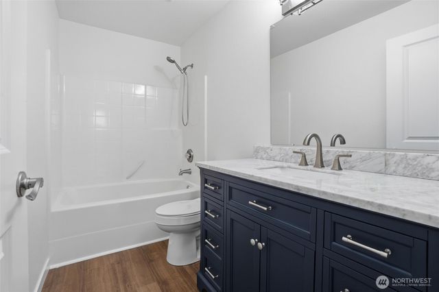 5655 Gateway Lane NW, Bremerton, WA 98311