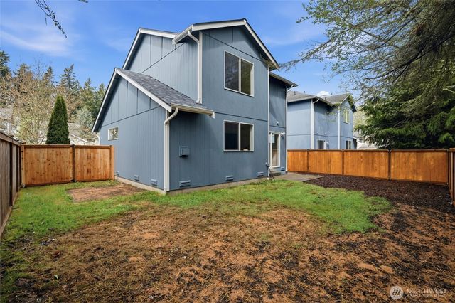 5655 Gateway Lane NW, Bremerton, WA 98311