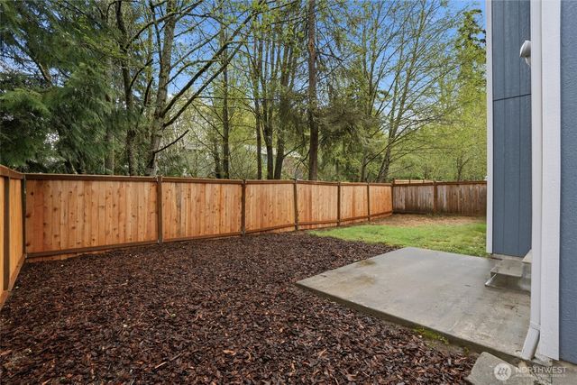 5655 Gateway Lane NW, Bremerton, WA 98311