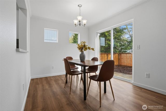 5655 Gateway Lane NW, Bremerton, WA 98311