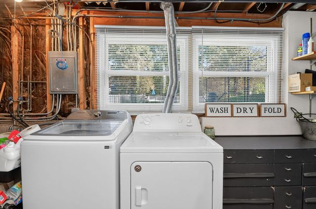 2911 N Dunton Avenue, Arlington Heights, IL 60004